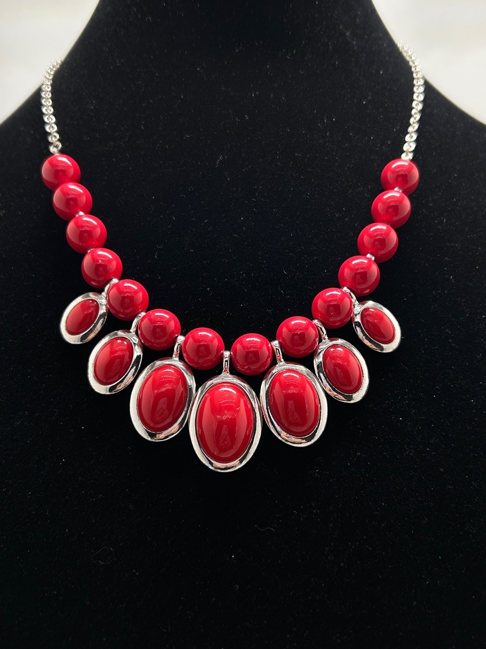 Liz Claiborne, Silver And Red Beaded Necklace, Striking, Great Quality